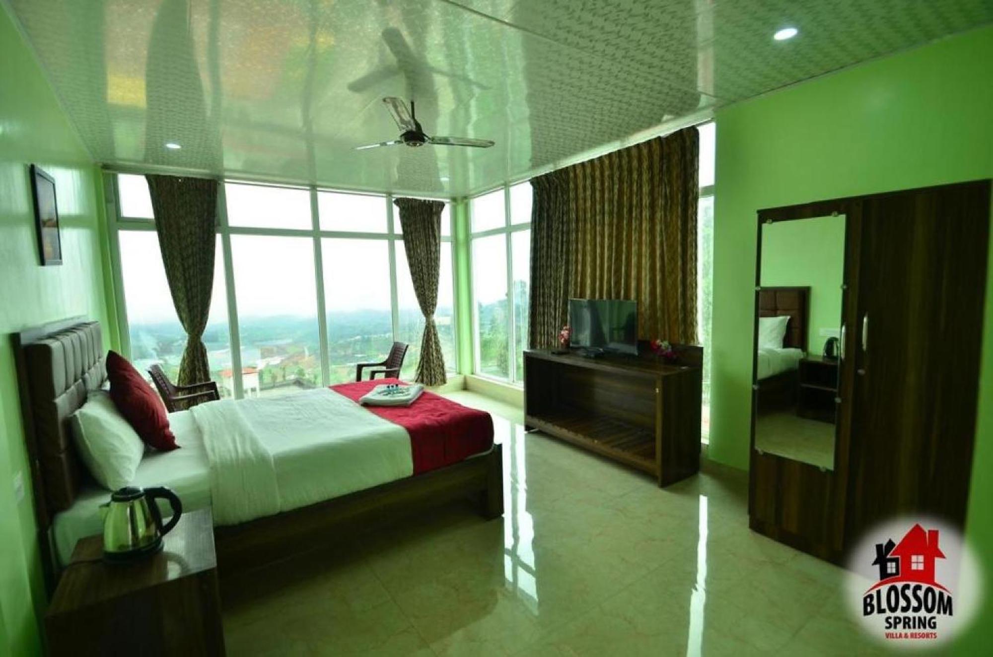 Blossom Spring Villa Ooty Bagian luar foto